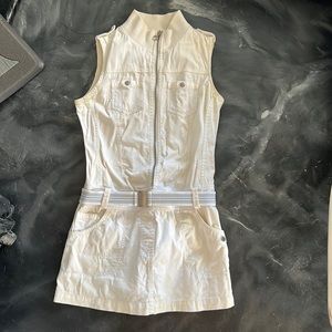 Super cute dress stretchy but size small